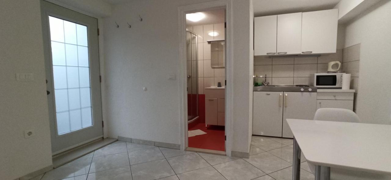 Apartments Marina Макарска Екстериор снимка